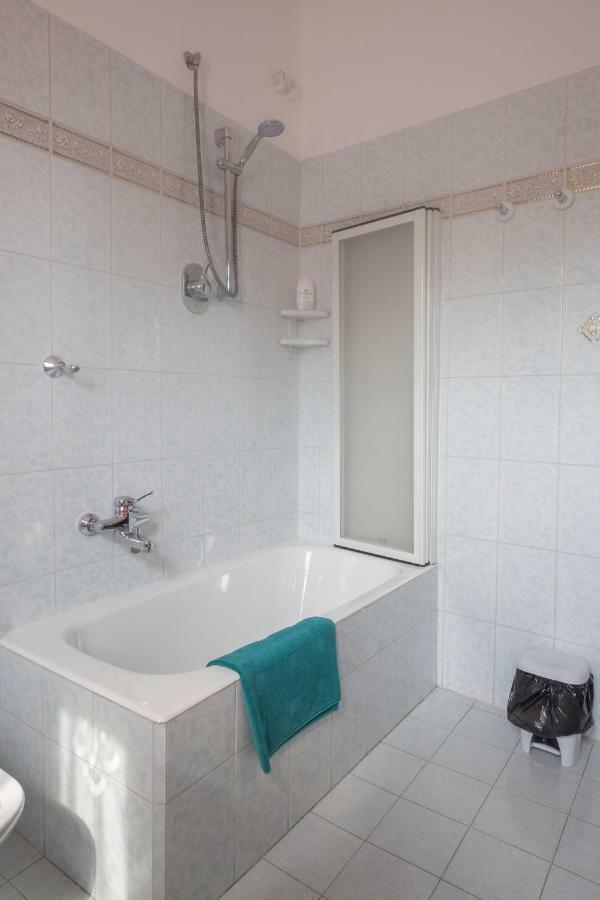 B&B Le Camelie Bareggio Exteriér fotografie