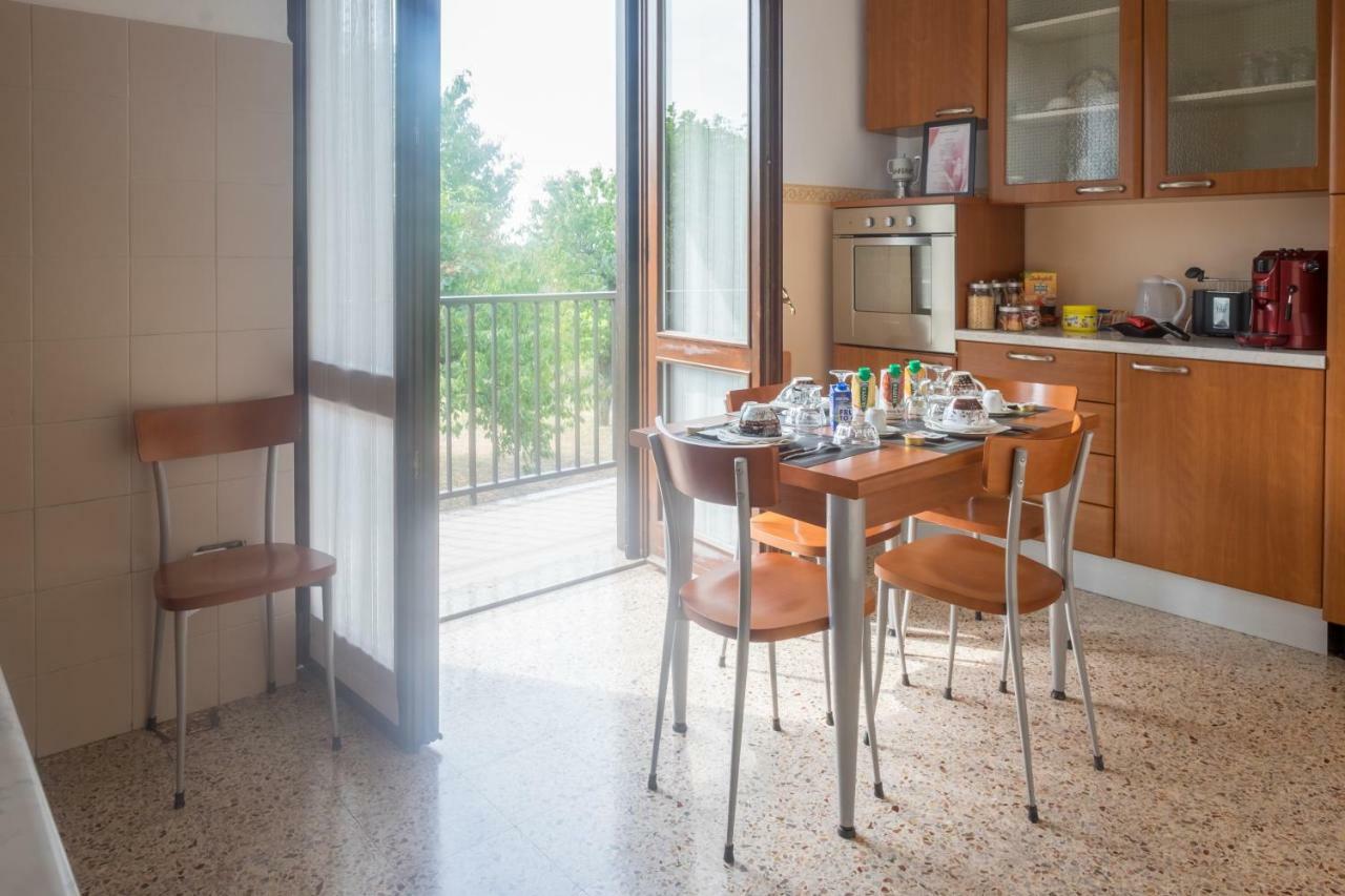 B&B Le Camelie Bareggio Exteriér fotografie